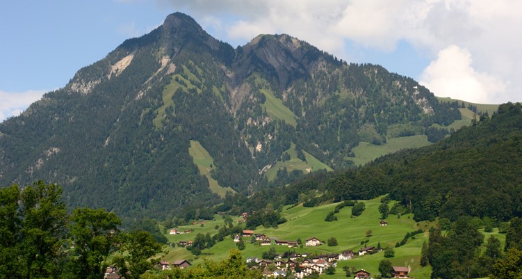 Stanserhorn im Sommer (Bild: Wikipedia)