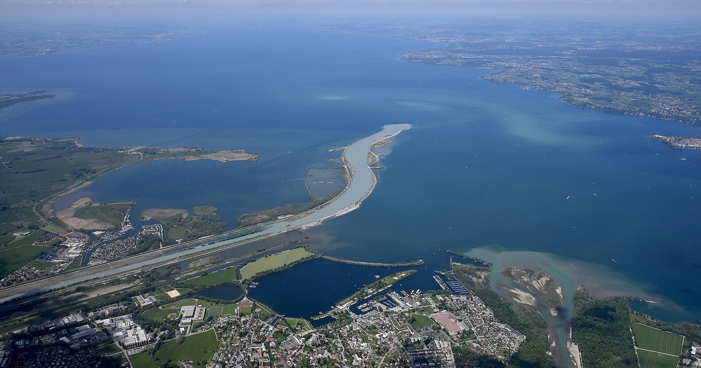 Namensgeber im See (Bild: Wikipedia)